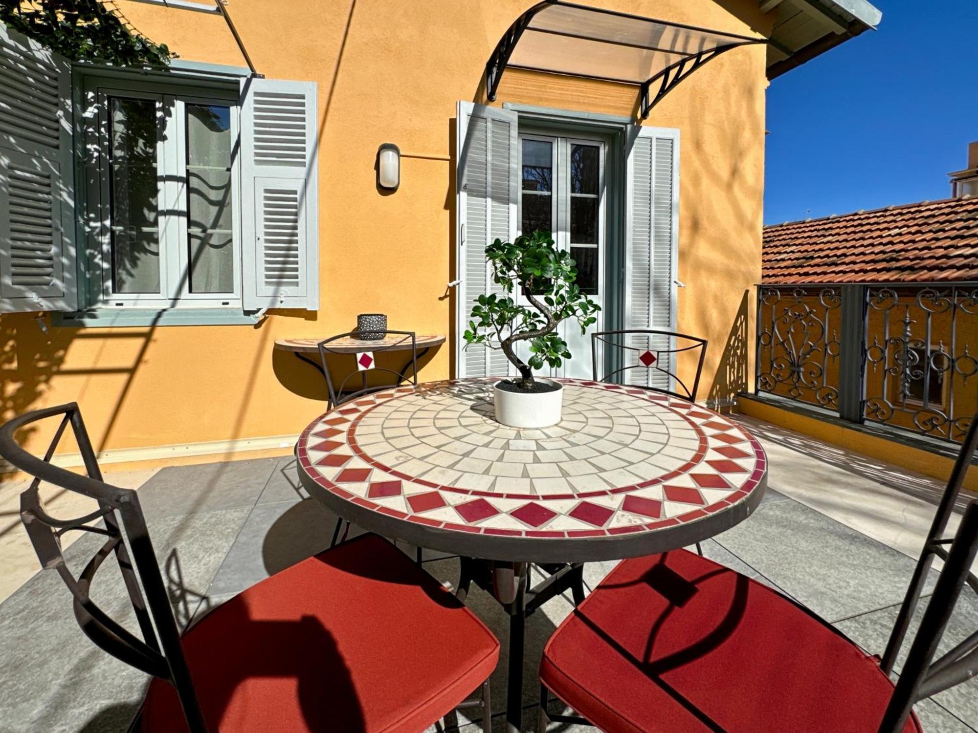 Tivoli 3 - Renovated 2 Bedrooms Appartment, Nice Terrace, Monaco Border, 5Mn From Casino Monte Carlo Бюсолей Екстериор снимка